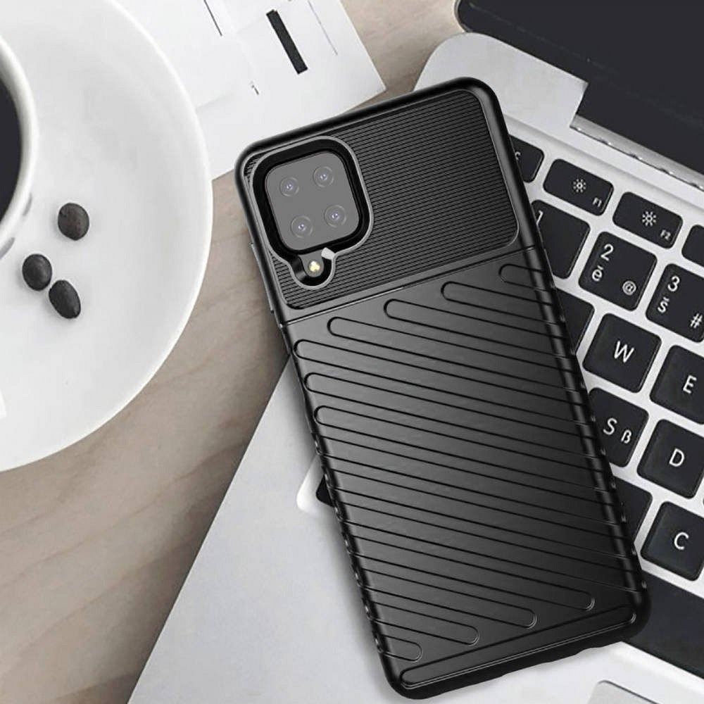 Pokrowiec THUNDER czarny Samsung Galaxy A12 / 7 Pokrowiec THUNDER czarny Samsung Galaxy A12 / 7