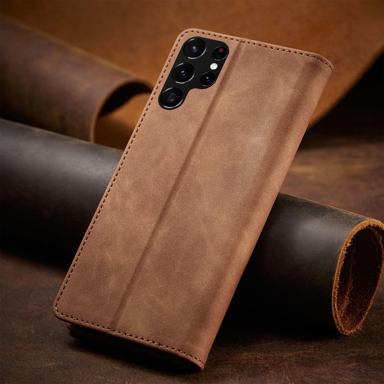 Pokrowiec Wallet Magnet br�zowy Samsung Galaxy S22 Ultra / 8