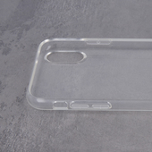 Nak�adka Slim 1,8 mm transparentne do Apple iPhone 13 Pro