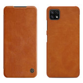 Pokrowiec sk�rzany Nillkin Qin br�zowy do Samsung Galaxy A22 5G