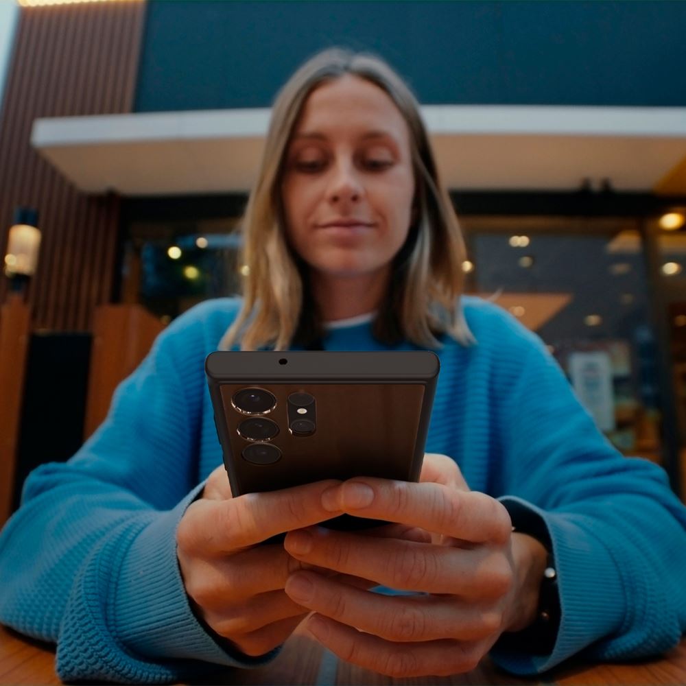 Spigen nak�adka Ultra Hybrid czarna Samsung Galaxy S23 Ultra / 11