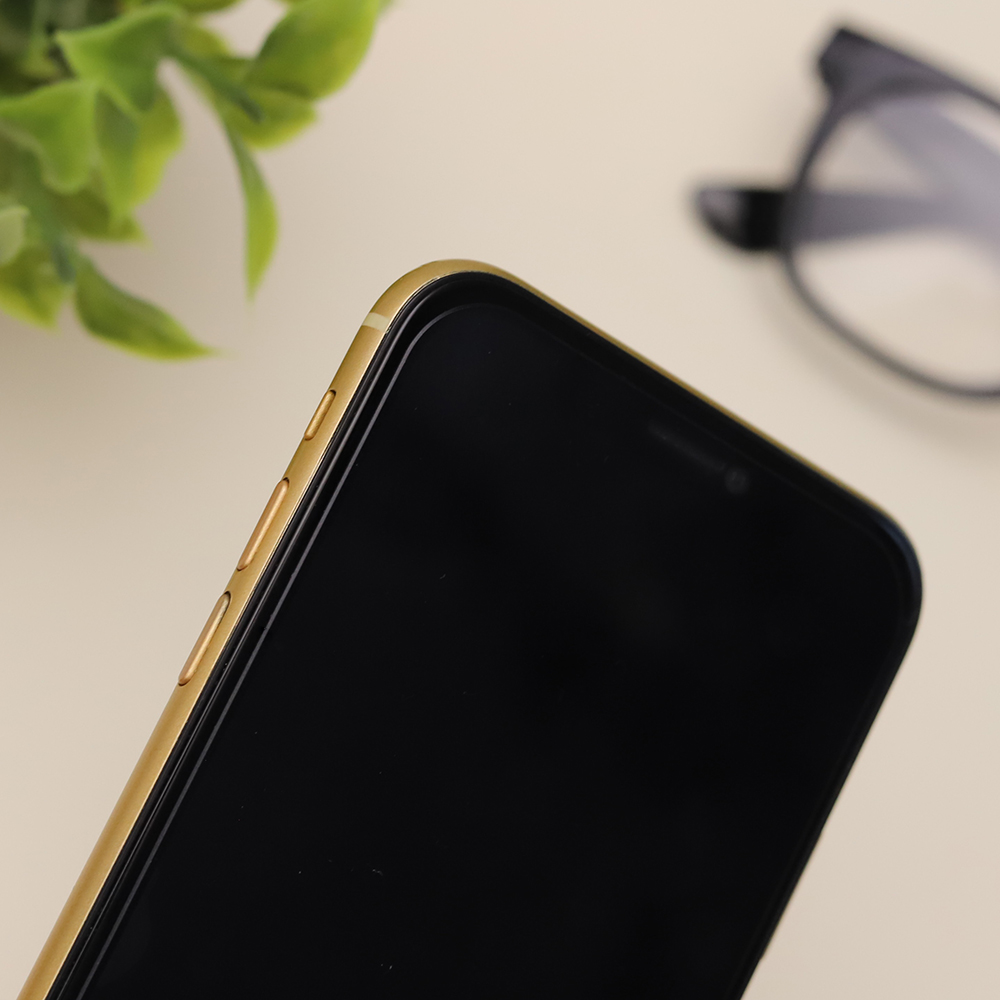Szk�o hartowane 9D Ceramic Apple iPhone 15 Pro / 4