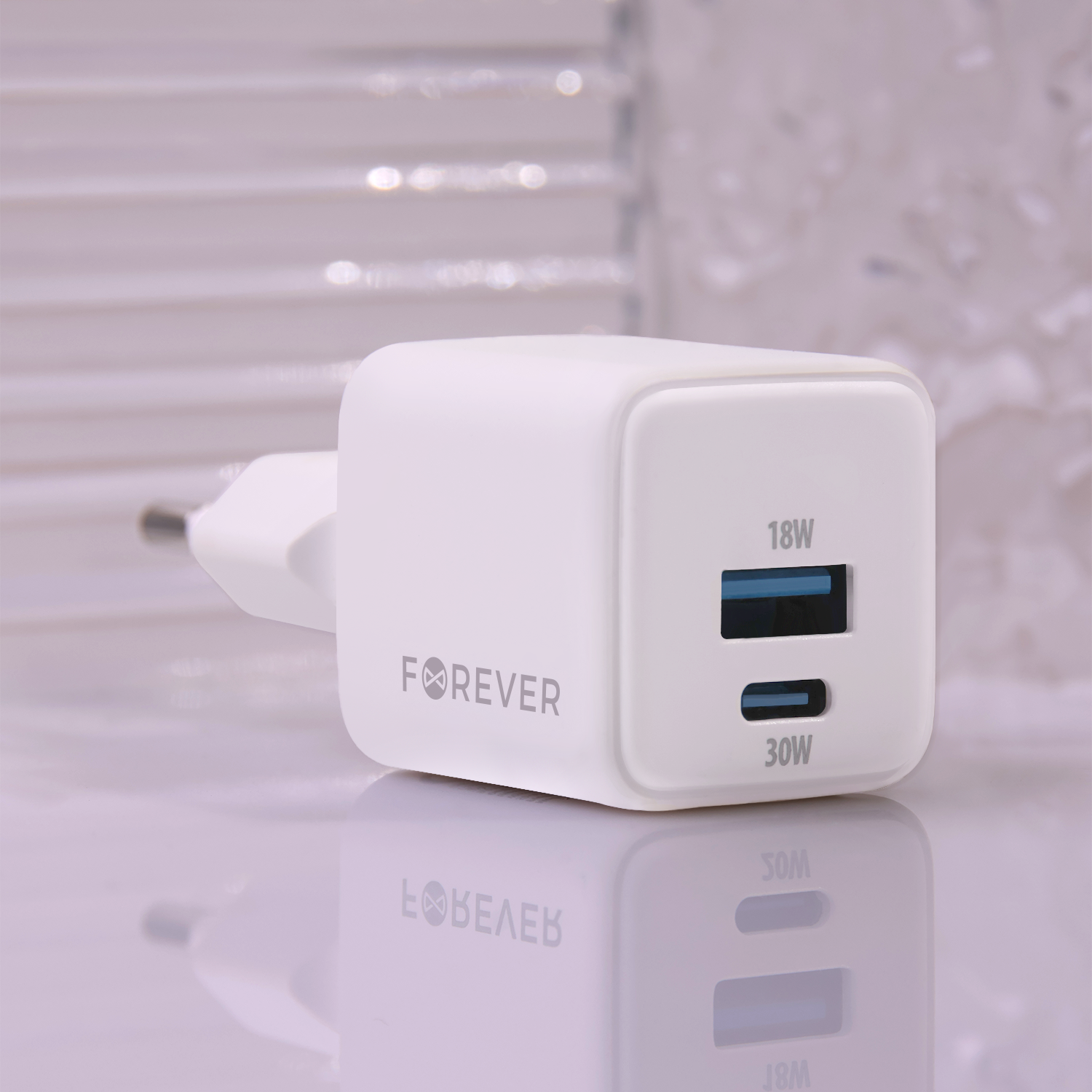 Szybka �adowarka GaN 30W PD QC Forever kostka z kablem 1m USB-C do telefonu 2 wej�cia bia�a Oppo Reno 13FS 5G / 5