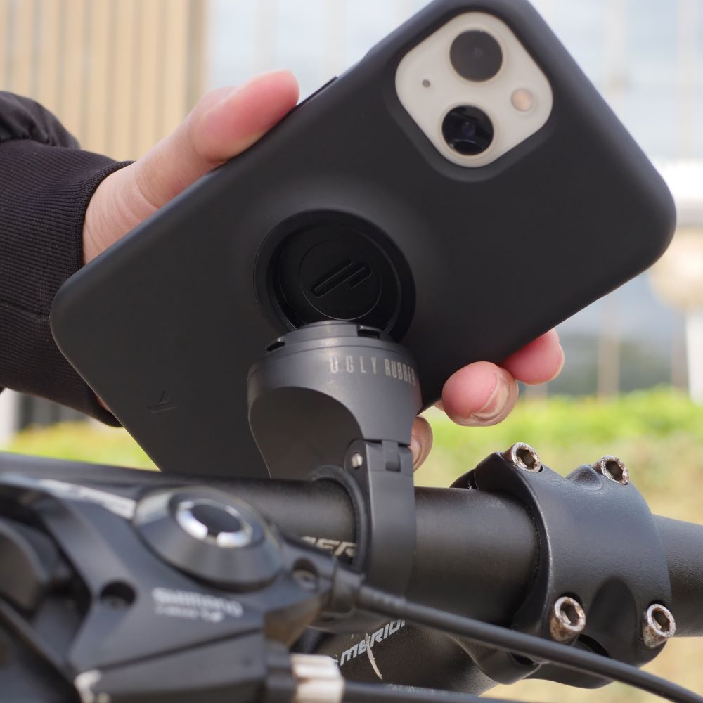 Ugly Rubber uchwyt na rower/ hulajnog� Y Ride Mount (with YUA) czarny / 11