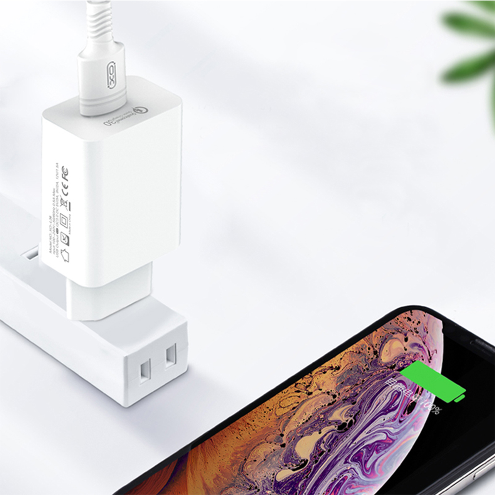 XO �adowarka sieciowa L36 plus kabel typ-C bia�a 1USB QC3.0 / 2